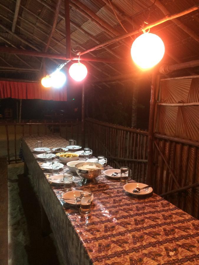 Kamar Raja Guest House Selpele ภายนอก รูปภาพ